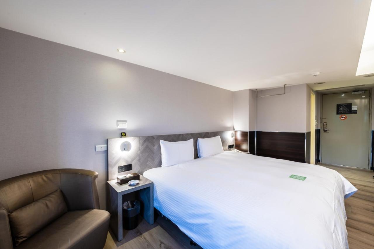 Hub Hotel - Songshan Airport Branch 台北市 エクステリア 写真