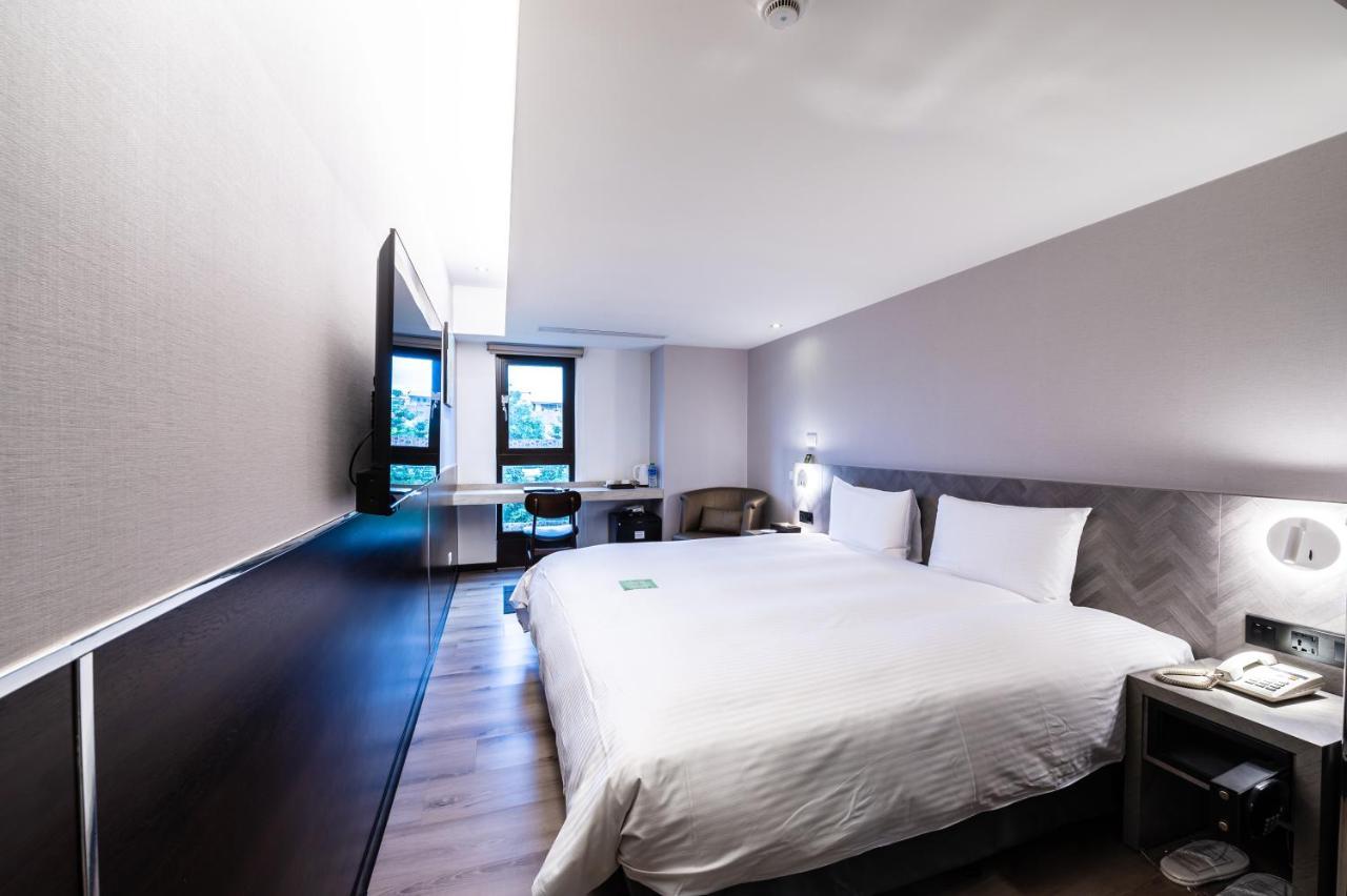 Hub Hotel - Songshan Airport Branch 台北市 エクステリア 写真