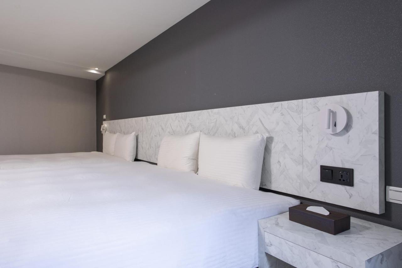 Hub Hotel - Songshan Airport Branch 台北市 エクステリア 写真