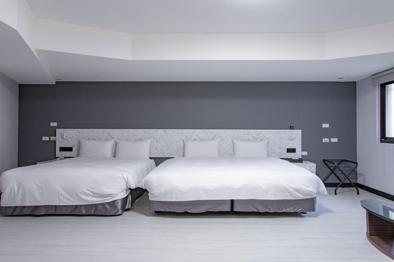 Hub Hotel - Songshan Airport Branch 台北市 エクステリア 写真