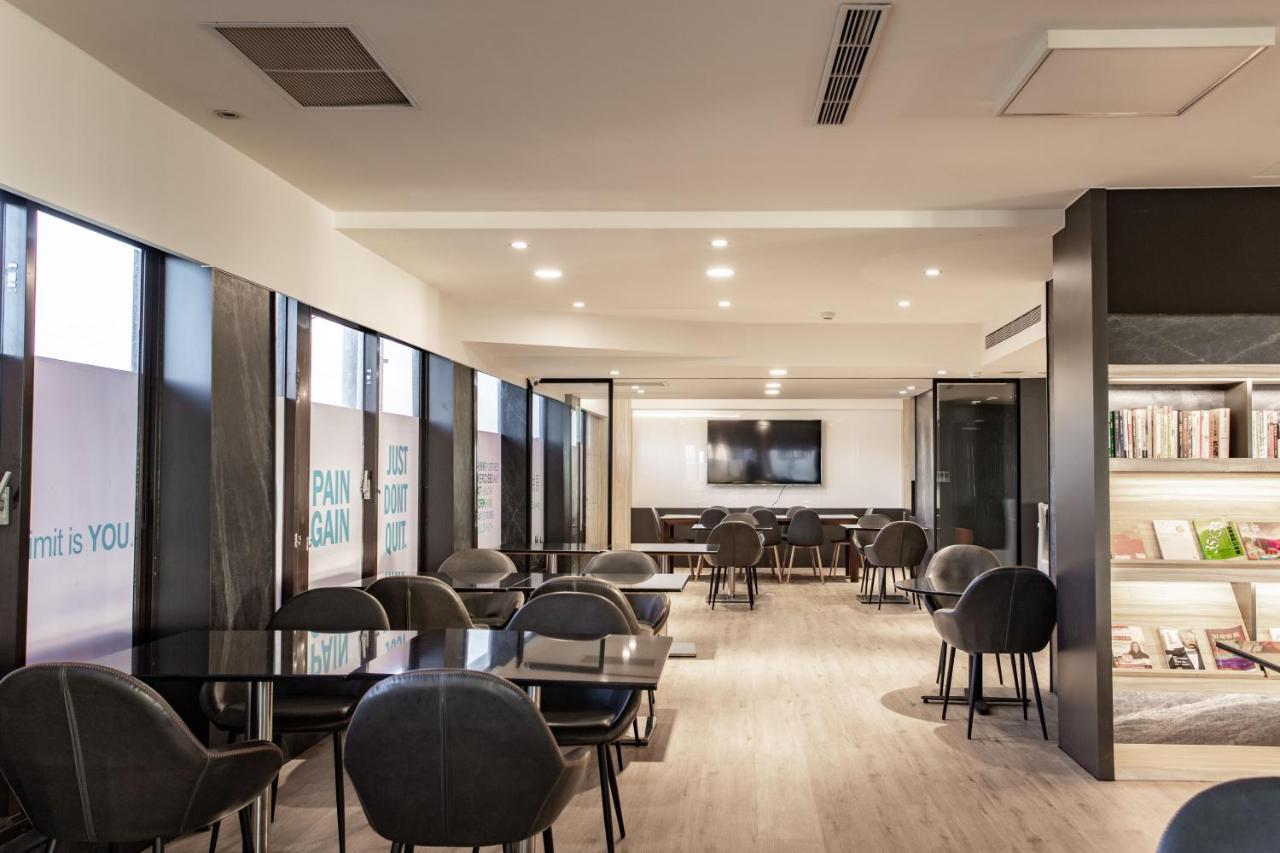Hub Hotel - Songshan Airport Branch 台北市 エクステリア 写真
