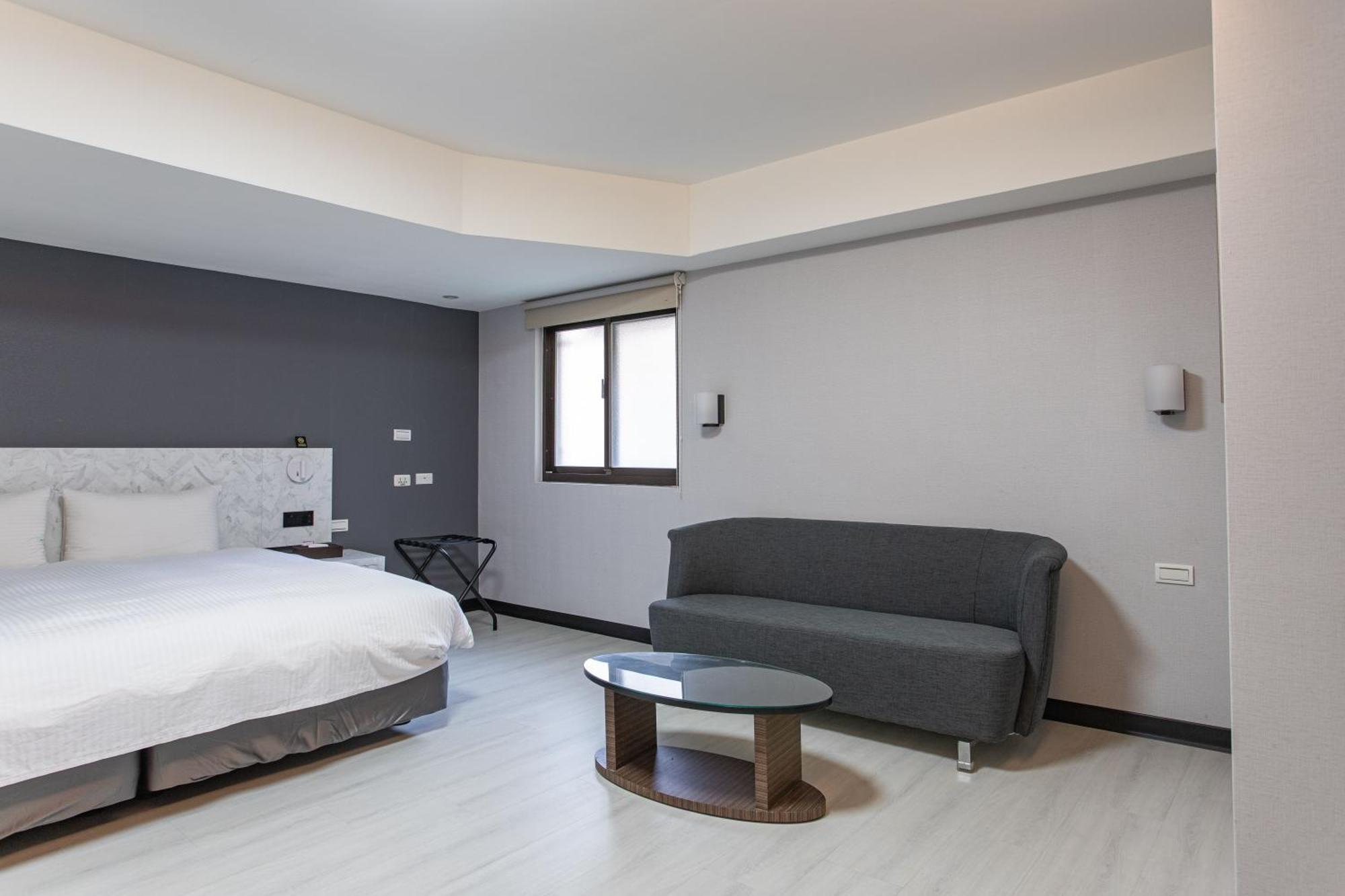 Hub Hotel - Songshan Airport Branch 台北市 エクステリア 写真