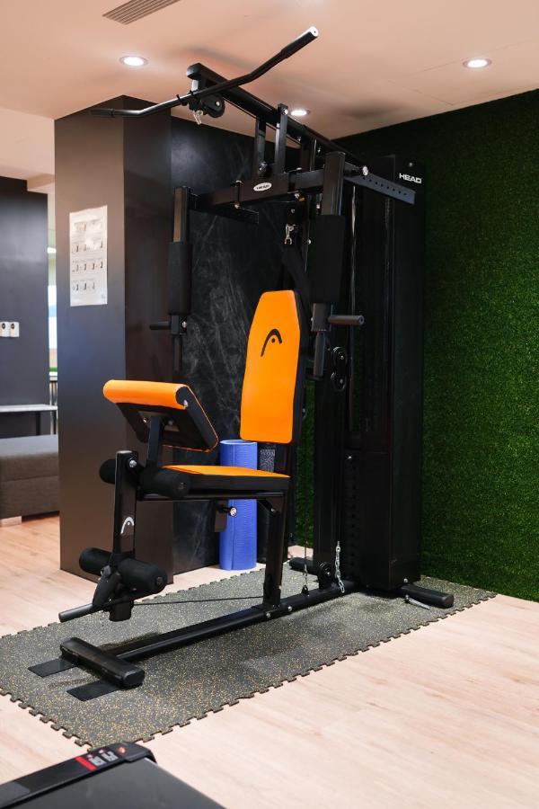 Hub Hotel - Songshan Airport Branch 台北市 エクステリア 写真